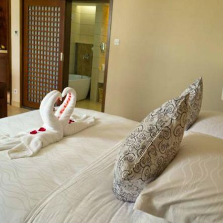 Kangte Wangfu Hotel Of Resort And Conference Tam Á Ngoại thất bức ảnh